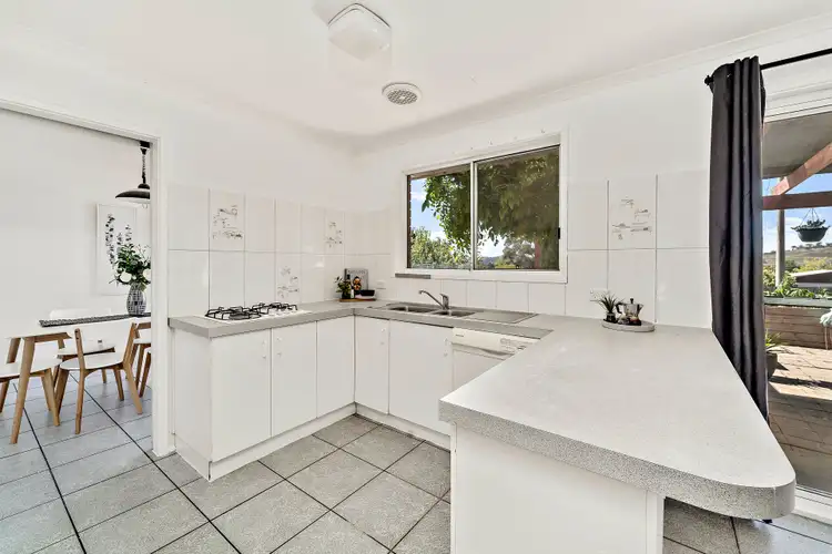 Fifth view of Homely house listing, 9 Goldfinch Circuit, Theodore ACT 2905