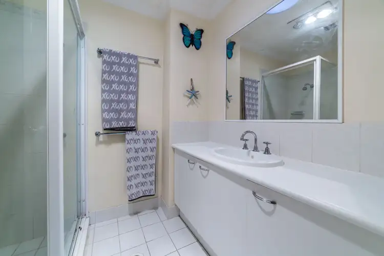 Fifth view of Homely townhouse listing, 31/3 Arundel Drive, Arundel QLD 4214