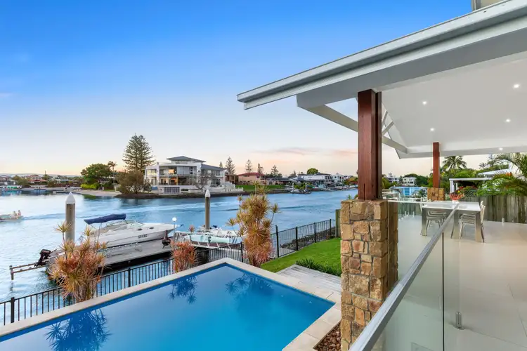 33 Allambi Avenue, Broadbeach Waters QLD 4218