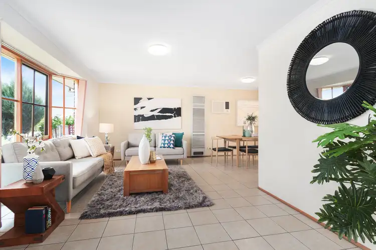 Sixth view of Homely house listing, 5 Sherriff Rise, Pakenham VIC 3810