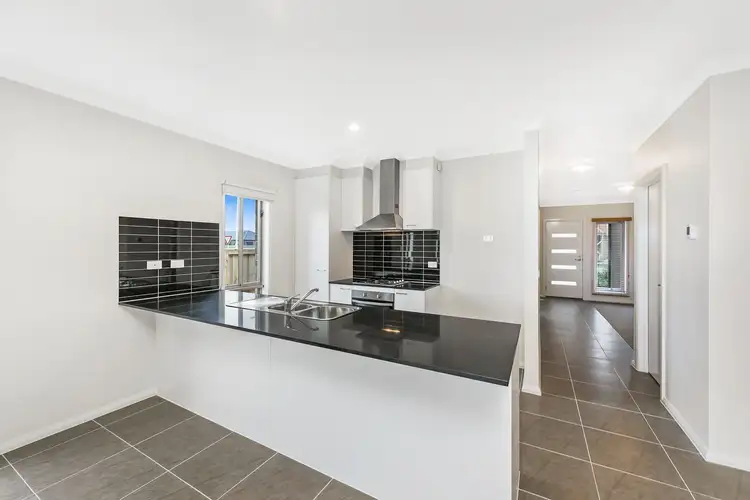 Fifth view of Homely house listing, 82 Park Orchard Drive, Pakenham VIC 3810