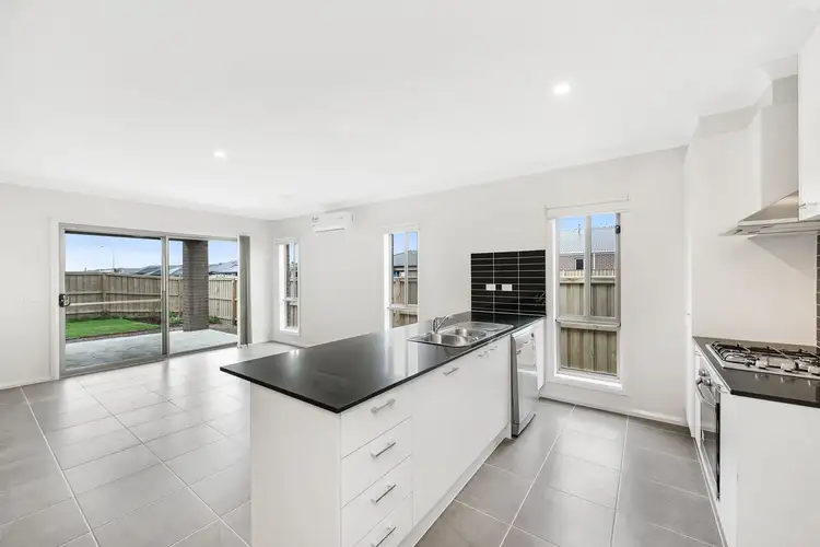 Sixth view of Homely house listing, 82 Park Orchard Drive, Pakenham VIC 3810