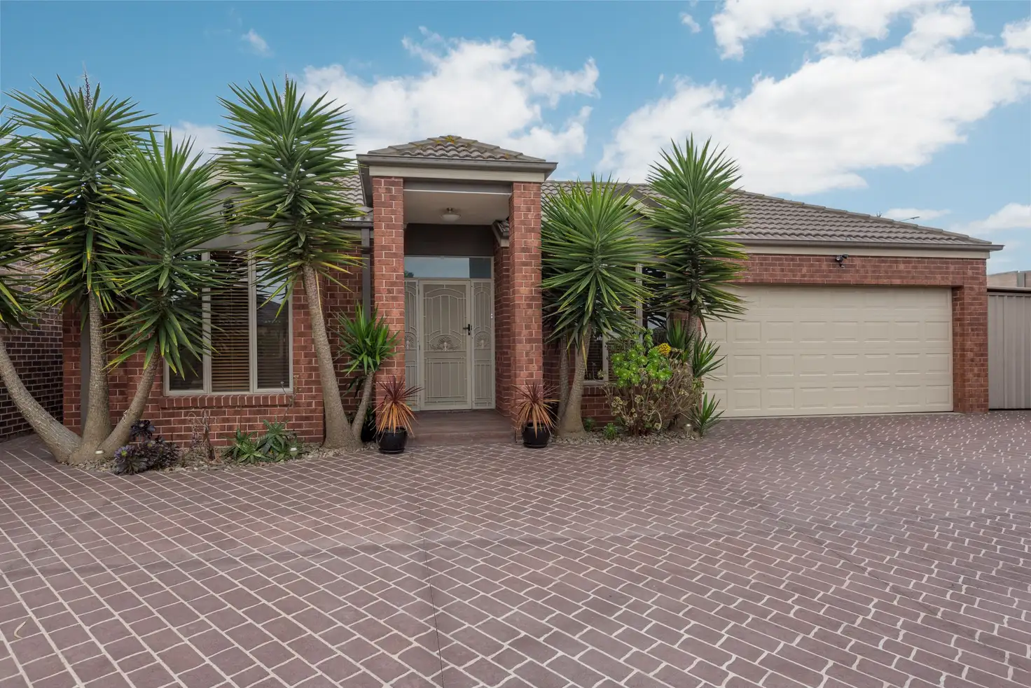 Main view of Homely house listing, 37 Flagstaff Loop, Craigieburn VIC 3064
