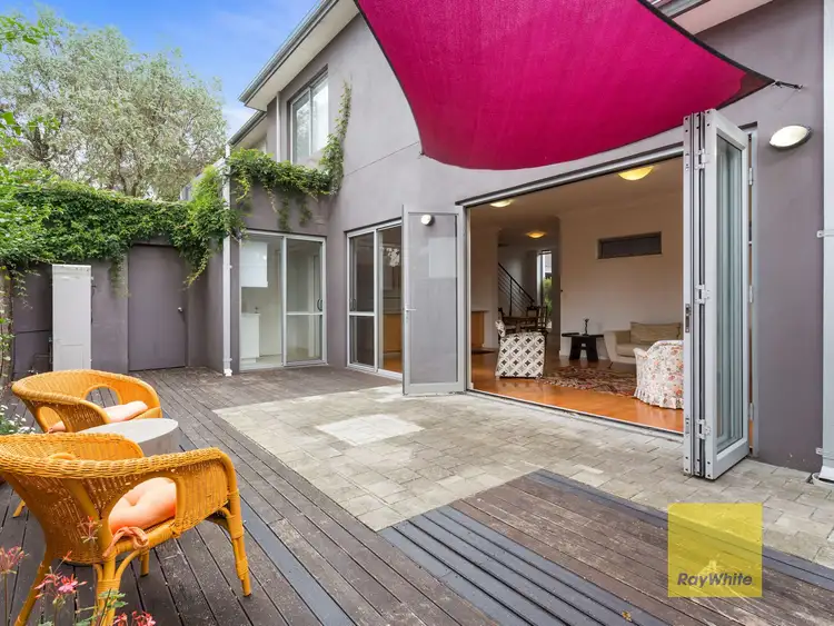 8/31 Harvest Road, North Fremantle WA 6159