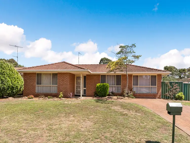2 Peacock Way, Currans Hill NSW 2567