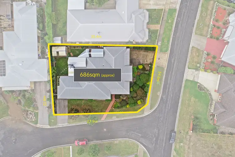 Second view of Homely house listing, 8 Molesworth Drive, Highton VIC 3216