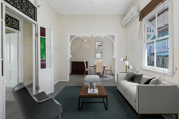 28 Ashby Street, Fairfield QLD 4103