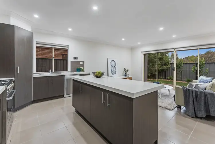 Fifth view of Homely house listing, 44 Highbury Circuit, Craigieburn VIC 3064