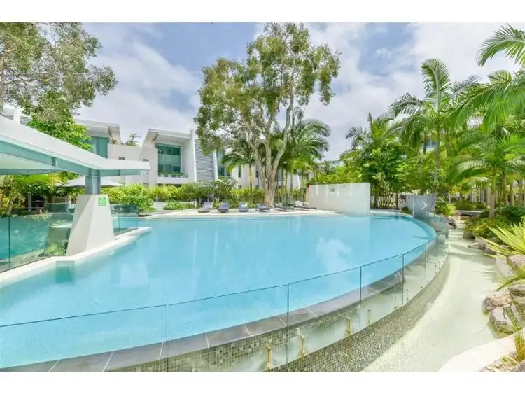 22/20-28 Bayview Street, Runaway Bay QLD 4216