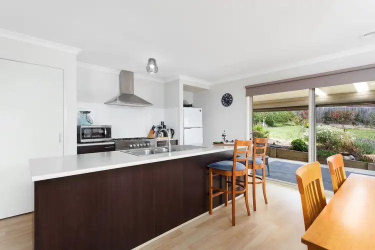 Sixth view of Homely house listing, 7 Bronte Court, Drouin VIC 3818