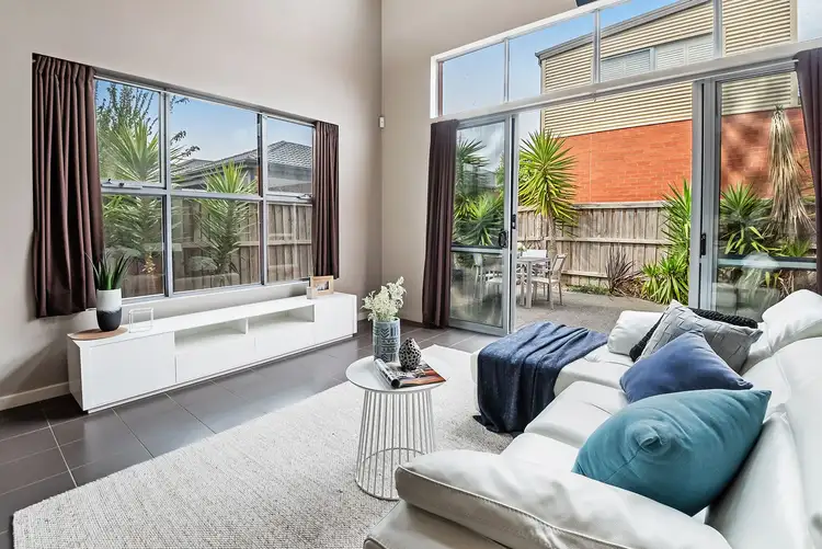 Fifth view of Homely house listing, 5 Tiree Lane, Craigieburn VIC 3064