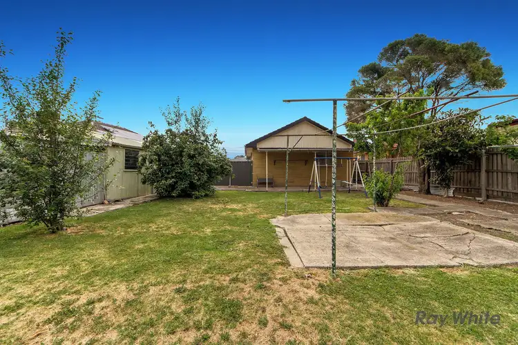 Seventh view of Homely house listing, 18 Debenham Drive, St Albans VIC 3021