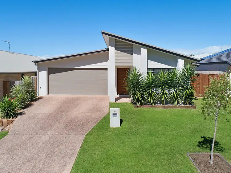 37 Parkview Drive, Little Mountain QLD 4551