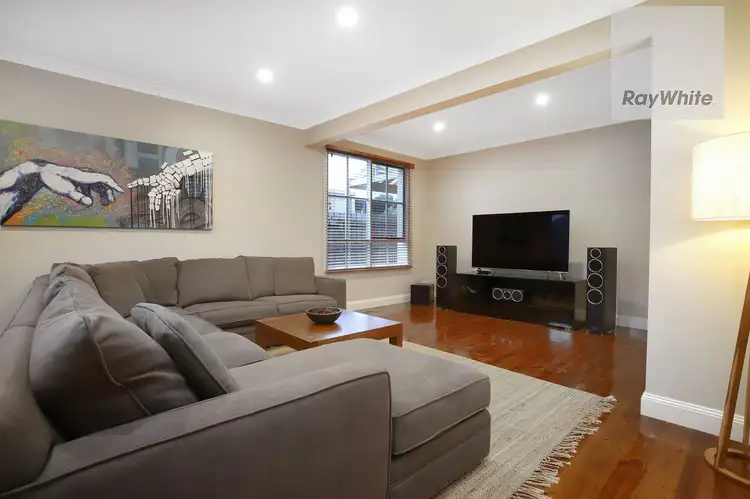 Fifth view of Homely house listing, 3 Lockerbie Court, Greenvale VIC 3059