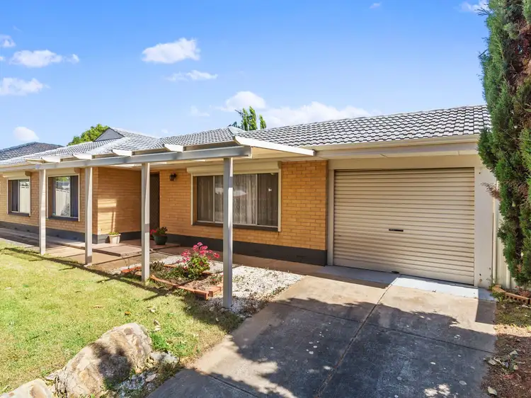 27 Collins Parade, Hackham SA 5163
