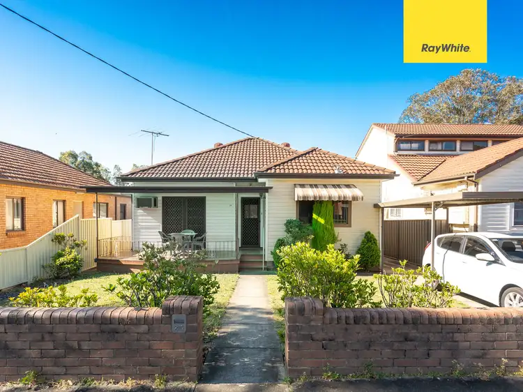 25 Earls Avenue, Riverwood NSW 2210