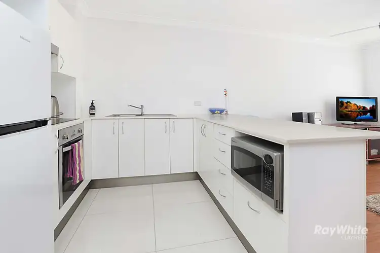 Fifth view of Homely unit listing, 1/100 Bayview Terrace, Clayfield QLD 4011