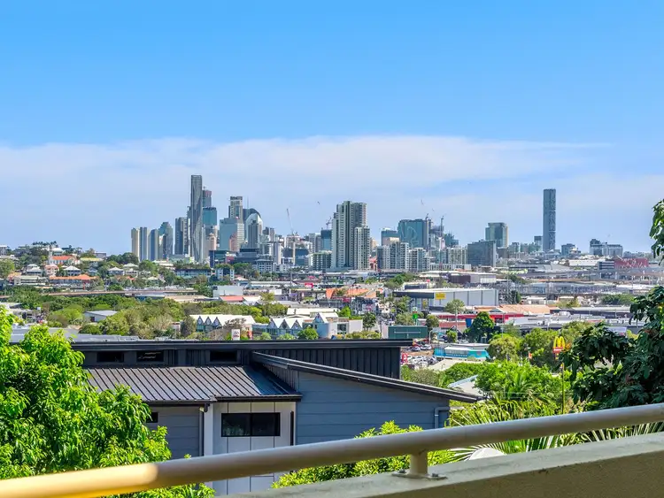 4/25-27 Whytecliffe Street, Albion QLD 4010