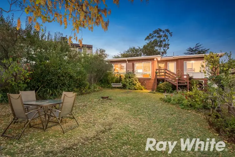 Second view of Homely house listing, 9 Arden Crescent, Rosanna VIC 3084