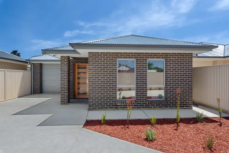 102 & 102A Russell Street, Rosewater SA 5013