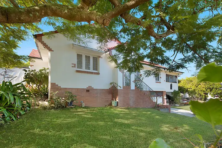 37 Hamel Road, Holland Park West QLD 4121