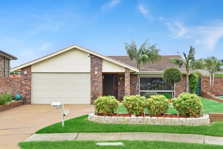3 Seri Place, Bossley Park NSW 2176