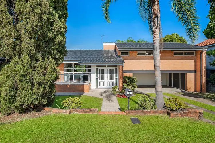 5 Gunner Street, Kedron QLD 4031