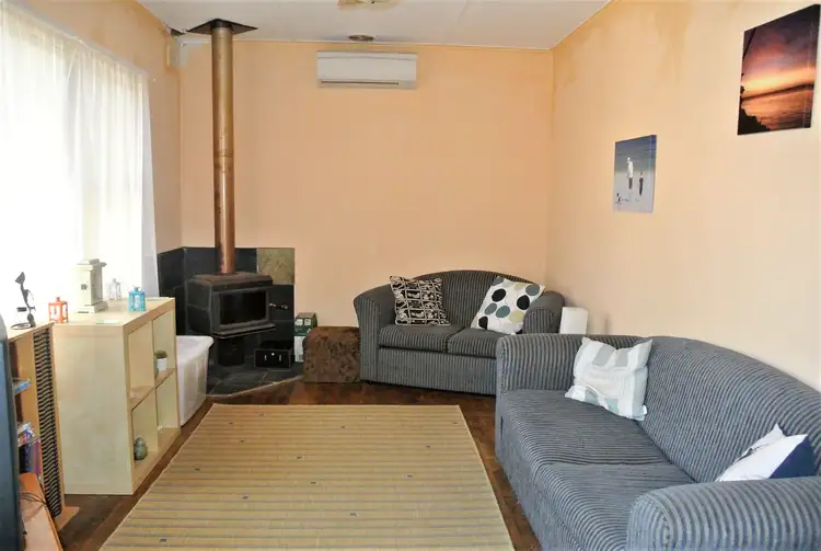 Second view of Homely house listing, 2 Acraman Street, Kingston Se SA 5275