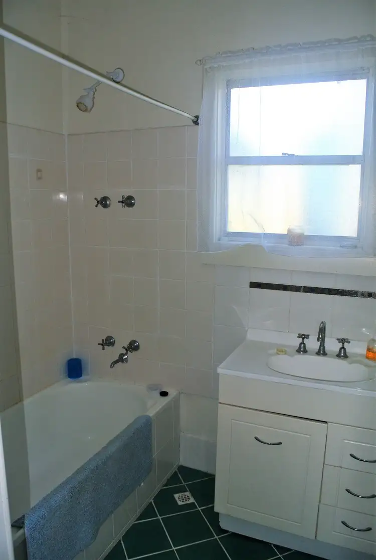 Fifth view of Homely house listing, 2 Acraman Street, Kingston Se SA 5275