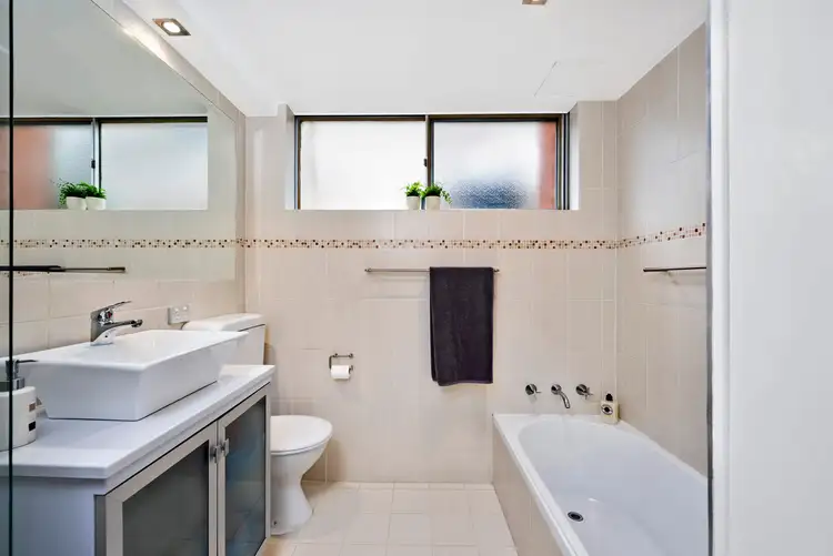 Fourth view of Homely apartment listing, 2/17 Greenwich Road, Greenwich NSW 2065