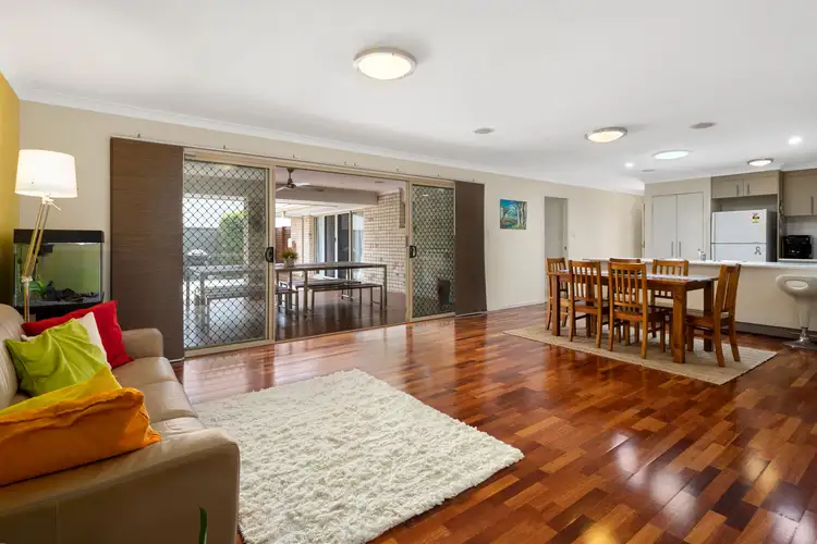52 Hardy Road, Birkdale QLD 4159