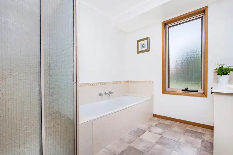 Fifth view of Homely house listing, 2/15 Argyle Street, Warrnambool VIC 3280