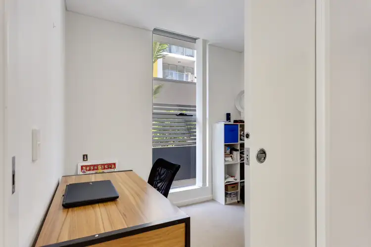 Fifth view of Homely unit listing, 412/33 Lakefront Crescent, Varsity Lakes QLD 4227