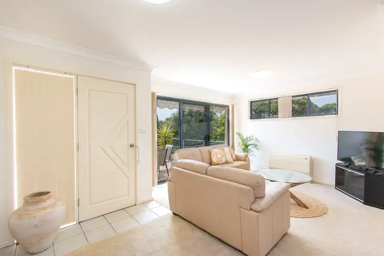 Third view of Homely villa listing, 2/129 Kahibah Road, Kahibah NSW 2290