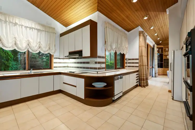 Fourth view of Homely house listing, 8 Sarah Crescent, Templestowe VIC 3106