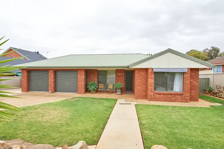 15 Bourkelands Drive, Bourkelands NSW 2650