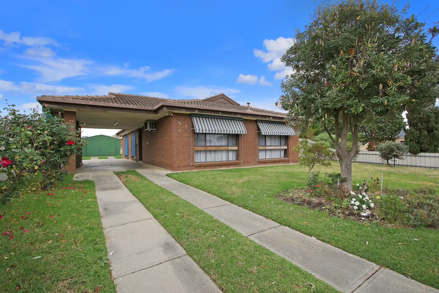 Main view of Homely house listing, 5 Jade Court, West Wodonga VIC 3690