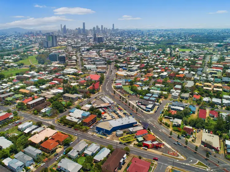 517 Logan Road, Greenslopes QLD 4120