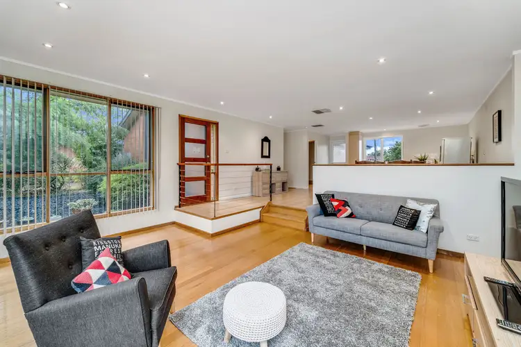 12 Ayers Place, Curtin ACT 2605