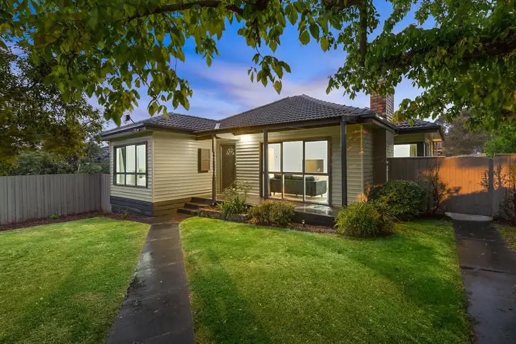 23 Crow Street, Burwood East VIC 3151