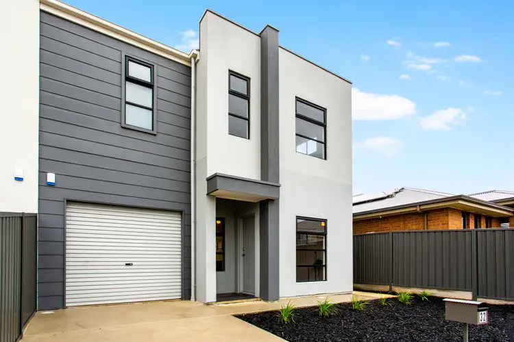 32 Sheffield Crescent, Blair Athol SA 5084