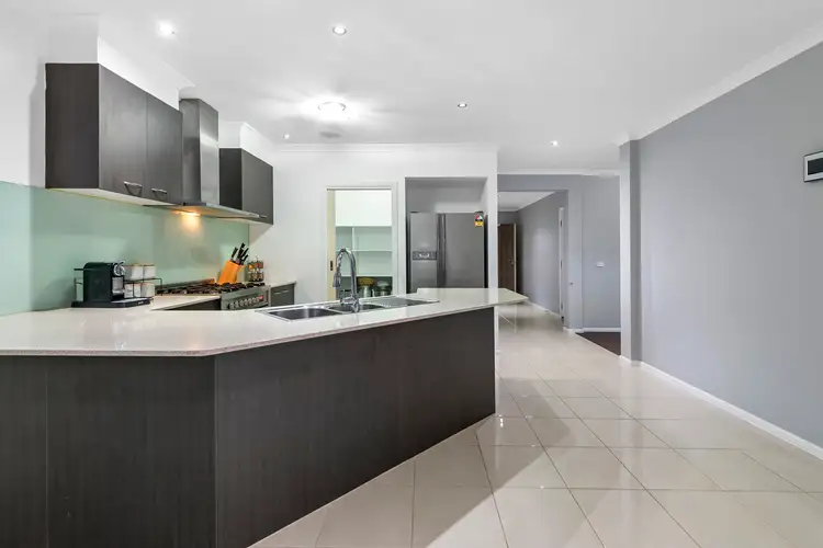 Fifth view of Homely house listing, 3 Ardenal Crescent, Lalor VIC 3075