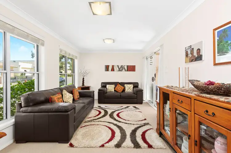 Sixth view of Homely house listing, 8 Drummond Avenue, Ropes Crossing NSW 2760