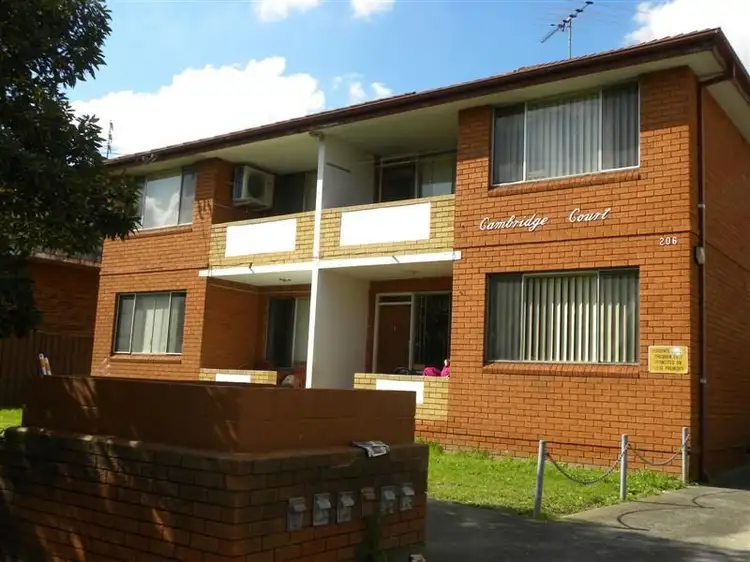 2/204 Victoria Road, Punchbowl NSW 2196