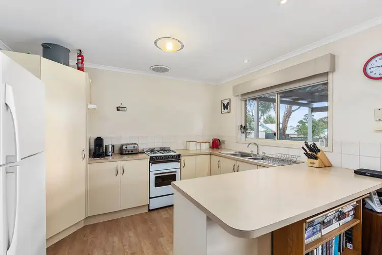 Seventh view of Homely house listing, 8 Joshua Court, Spring Gully VIC 3550