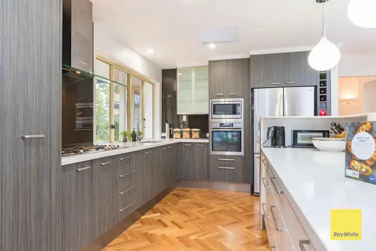 18 Bentley Court, Joyner QLD 4500
