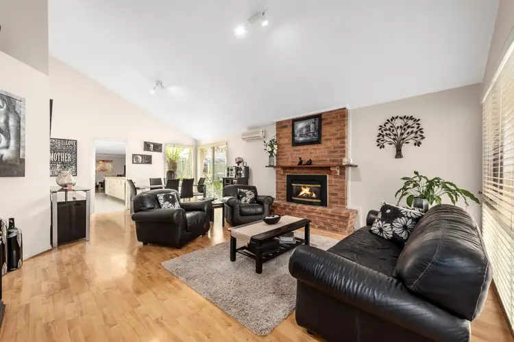 Second view of Homely house listing, 8 Kavanagh Court, Rowville VIC 3178