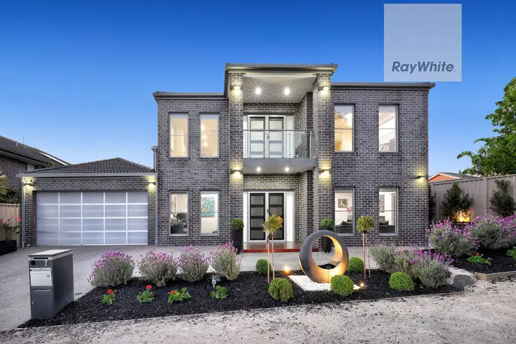 7 Peterborough Court (Cambridge Gardens), Attwood VIC 3049