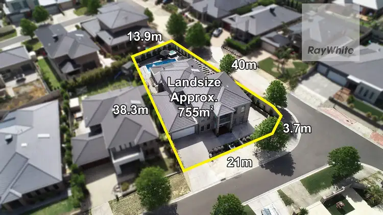 Second view of Homely house listing, 7 Peterborough Court (Cambridge Gardens), Attwood VIC 3049