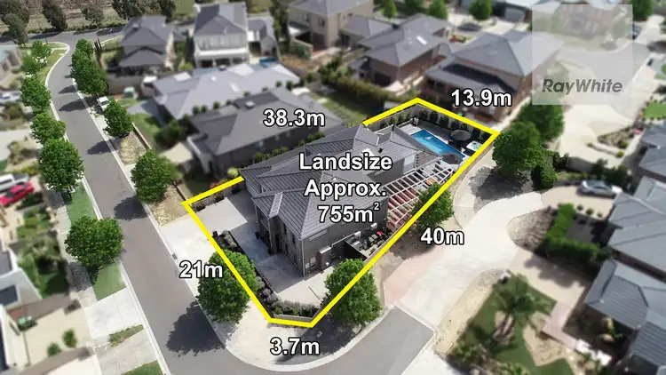 Third view of Homely house listing, 7 Peterborough Court (Cambridge Gardens), Attwood VIC 3049